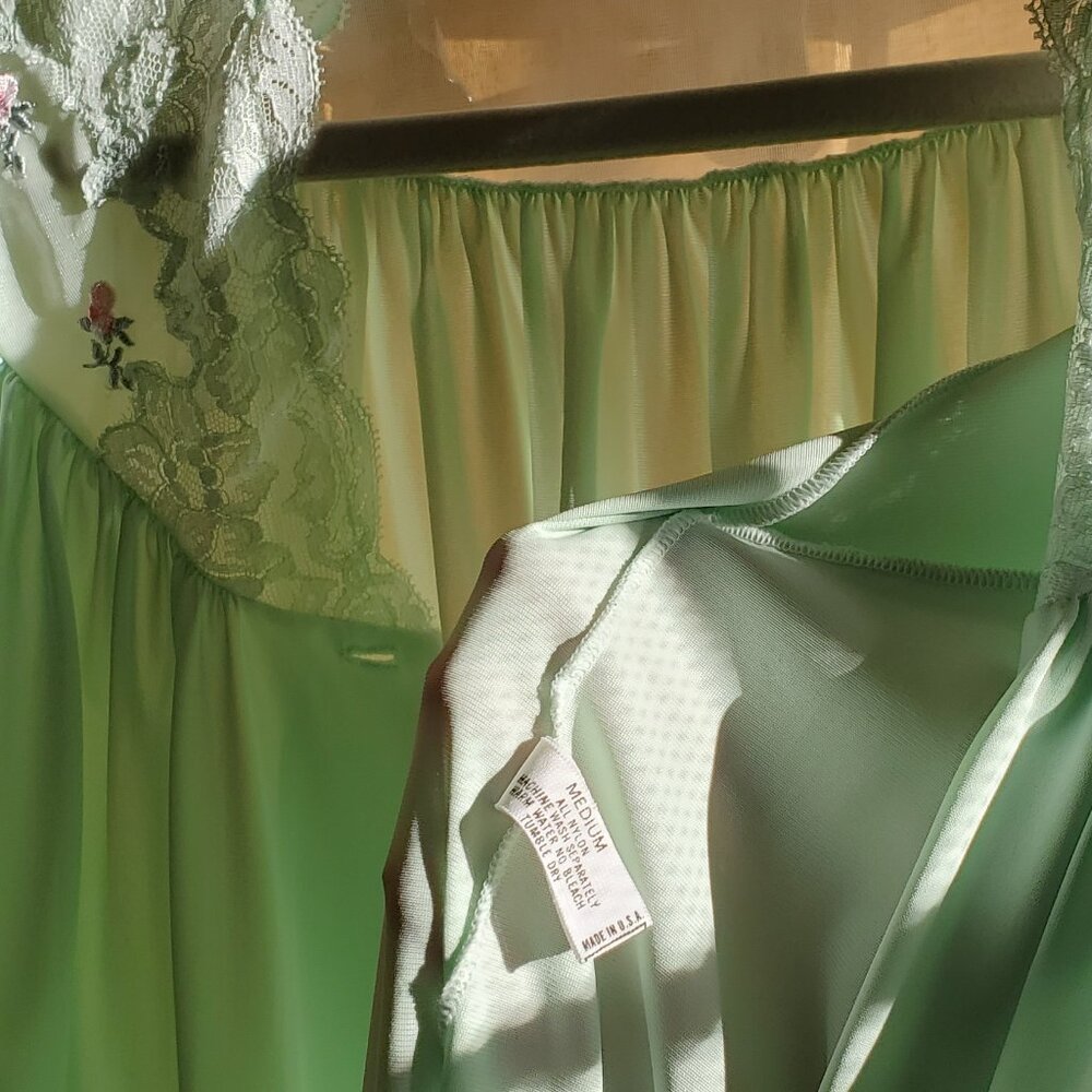 Vintage Shadowline Peignior Set - Picture 8 of 8